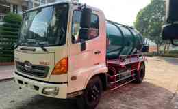 xe hút chất thải Hino