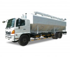 Xe bồn chở cám
