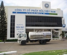 xe chở sữa chở bia