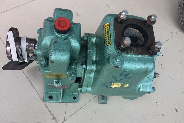 bom-nuoc-rua-duong-60m3