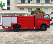 xe-chua-chay-7-khoi-isuzu