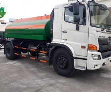 XE PHUN NƯỚC RỬA ĐƯỜNG, TƯỚI CÂY 8 KHỐI HINO