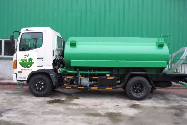XE PHUN NƯỚC RỬA ĐƯỜNG, TƯỚI CÂY 6 KHỐI HINO